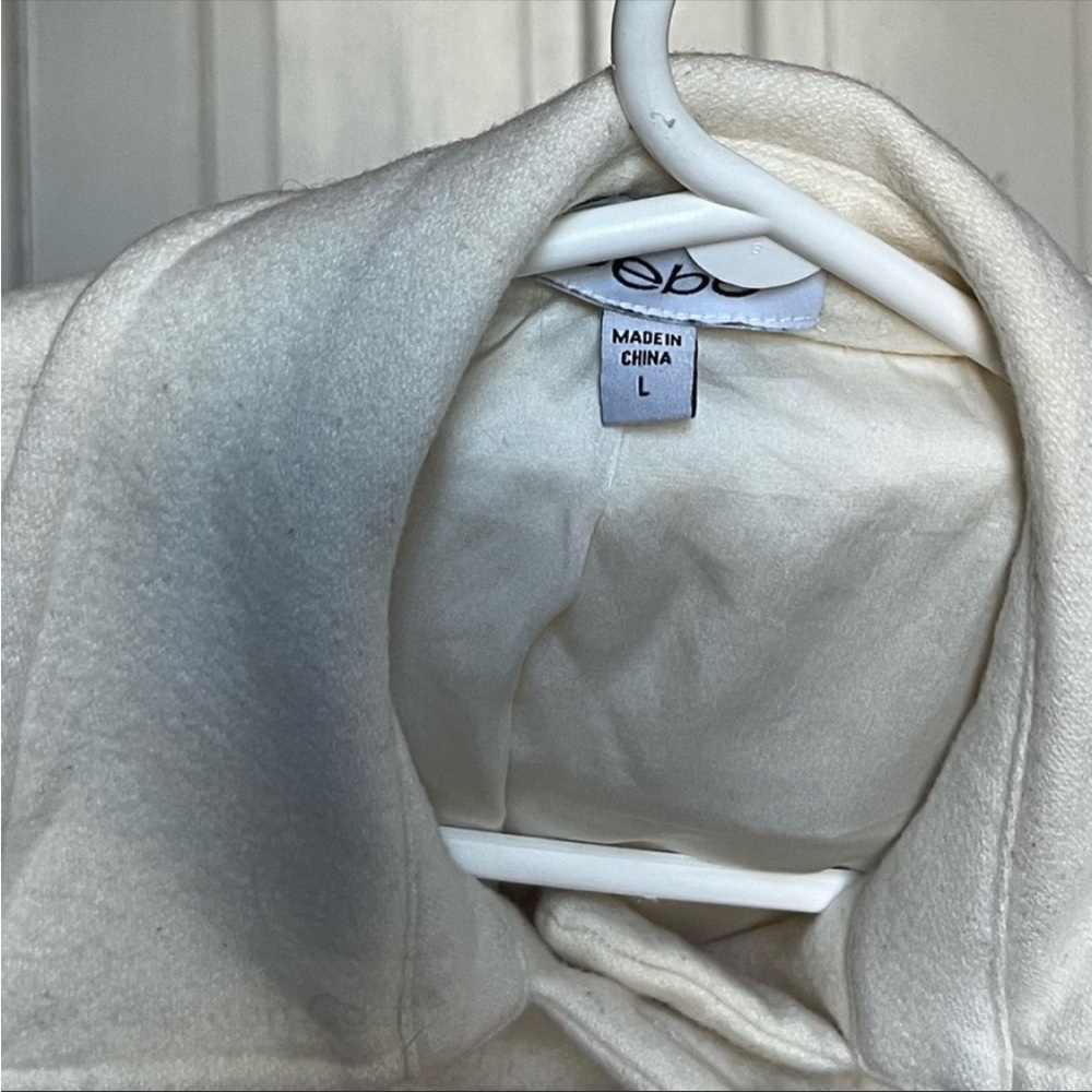 Bebe Trench Coat! - Picture 3 of 3